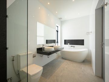 Modern 4 Bedroom Pool Villa in Hang Dong for Sale