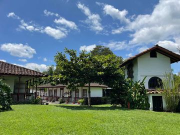 Venta de finca Turística-agraria en Pueblo Tapao Montenegro Quindío