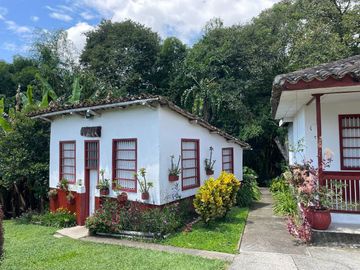 Venta de finca Turística-agraria en Pueblo Tapao Montenegro Quindío