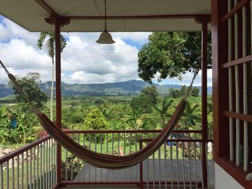 Venta finca autosostenible  Agro-Turística en Pueblo Tapao, Montenegro Quindío