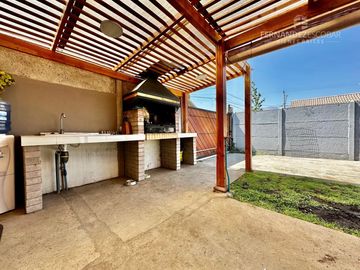 LOS ANDES - VENDE CASA ESQUINA 3D 2B 3E BARRIO ORIENTE II