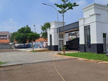 DIJUAL RUMAH MEWAH MURAH NYAMAN DI PESANGGRAHAN JAKARTA SELATAN DEKAT REMPOA BLOK M