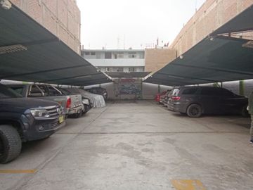 Se Vende Amplio Local Cerca A La Av San Martin