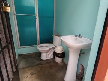 Se Vende Amplio Local Cerca A La Av San Martin