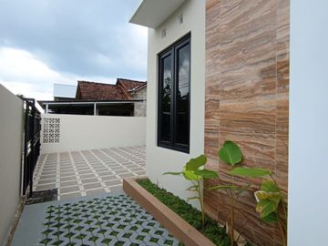 rumah baru siap huni di sambiroto purwomartani kalasan sleman