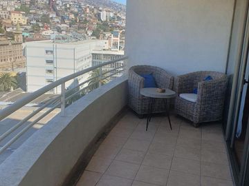 DEPARTAMENTO EN VENTA CALLE MORRIS VALPARAISO 1 DORMITORIO BODEGA UF 2.000