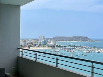 Salinas, espectacular departamento frente al mar y con balcón, ubicado en pleno malecón.