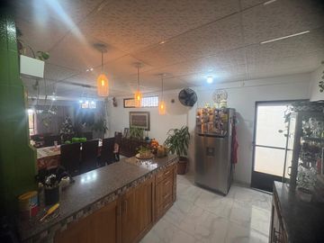 VILLAMIL PLAYAS VENDO HERMOSA CASA DE UNA PLANTA A 50 METROS DEL MAR