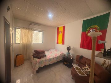 VILLAMIL PLAYAS VENDO HERMOSA CASA DE UNA PLANTA A 50 METROS DEL MAR