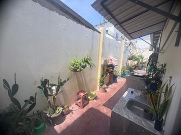 VILLAMIL PLAYAS VENDO HERMOSA CASA DE UNA PLANTA A 50 METROS DEL MAR