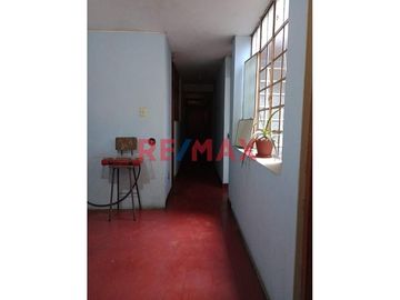 Venta De Hermosa Casa En Ate