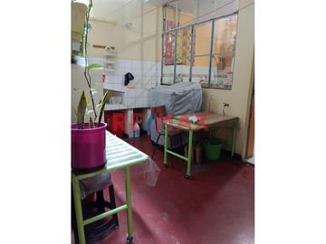 Venta De Hermosa Casa En Ate