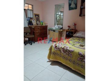 Venta De Hermosa Casa En Ate