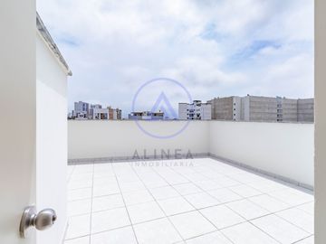 SE VENDE DÚPLEX CON TERRAZA PRIVADA EN PUEBLO LIBRE – 2 PISOS + TERRAZA + AIRES