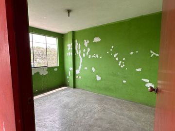 Casa De 3 Pisos En Av De Doble Via En San Pedro - Carabayllo