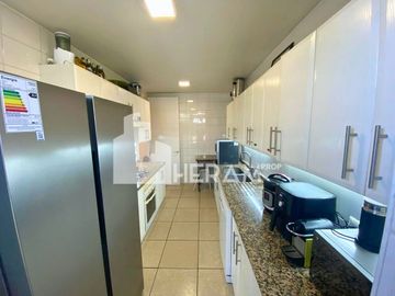 Venta de espectacular departamento en Raúl Labbé, Lo Barnechea