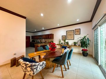 Villa Lirios