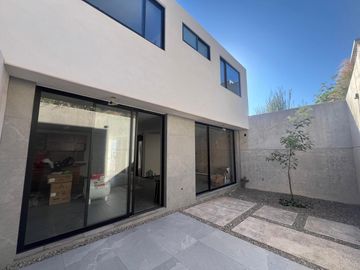 CASA NUEVA EN VENTA FRACCIONAMIENTO RIO ALTOZANO