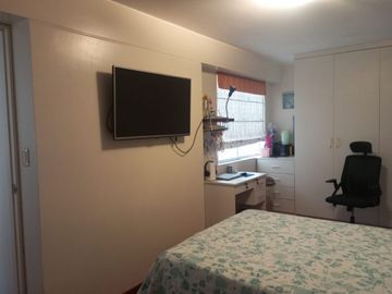 Venta De Amplio Departamento En La Calera Surquillo
