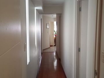Venta De Amplio Departamento En La Calera Surquillo