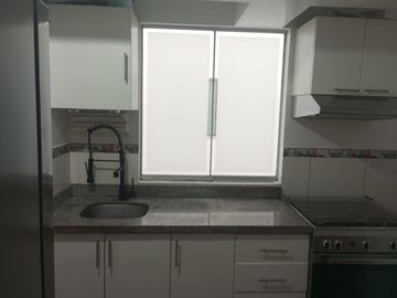 Venta De Amplio Departamento En La Calera Surquillo