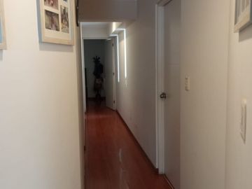 Venta De Amplio Departamento En La Calera Surquillo
