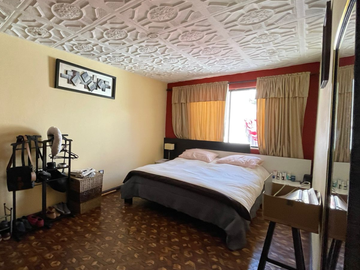 Venta de casa rentera grande - Ubicada en Totoracocha