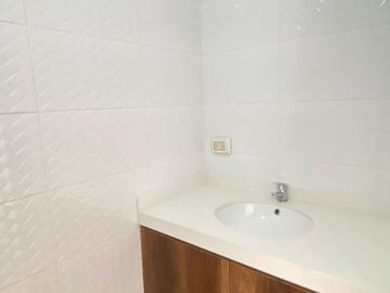 SE VENDE DEPARTAMENTO DE ESTRENO EN SAN ISIDRO - PRIMER PISO