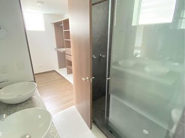 APARTAMENTO EN VENTA DOQUEBRADAS LA BADEA