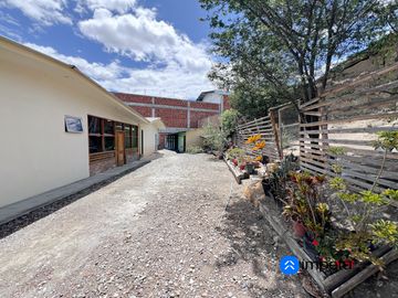 Casa con terreno en venta en el pedestal