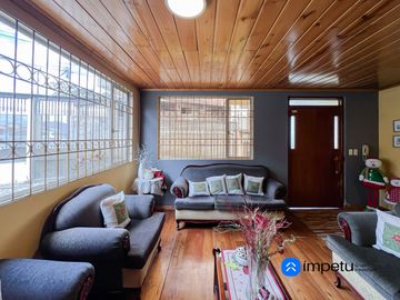 Casa con terreno en venta en el pedestal
