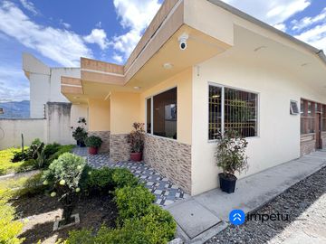 Casa con terreno en venta en el pedestal