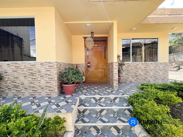 Casa con terreno en venta en el pedestal
