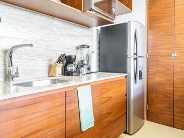 Penthouse de Lujo con Doble Jacuzzi y Terrazas Privadas