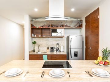 Penthouse de Lujo con Doble Jacuzzi y Terrazas Privadas