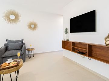 Penthouse de Lujo con Doble Jacuzzi y Terrazas Privadas
