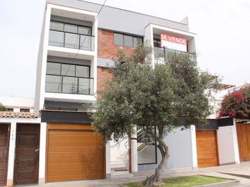 SE VENDE DEPARTAMENTO DE ESTRENO EN SAN ISIDRO - 2DO PISO