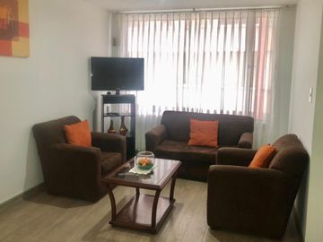 VENDO SUITE AMOBLADA, PISO 1 SECTOR MALL CCI.