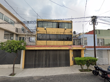 Excelente propiedad para inversión. Iztacalco