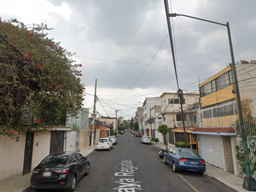 Excelente propiedad para inversión. Iztacalco