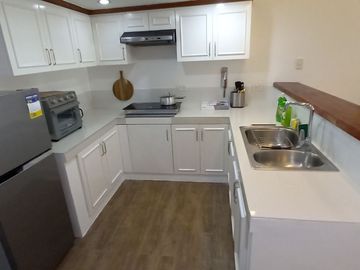 FOR SALE: Fully furnished 2BR CONDO AT ELIZABETH PLACE CONDOMINIUM Makati
