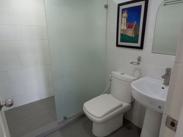 FOR SALE: Fully furnished 2BR CONDO AT ELIZABETH PLACE CONDOMINIUM Makati