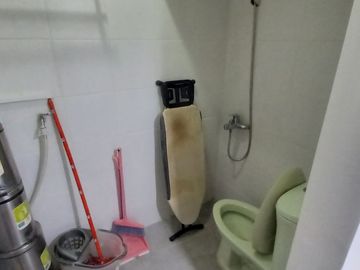 FOR SALE: Fully furnished 2BR CONDO AT ELIZABETH PLACE CONDOMINIUM Makati