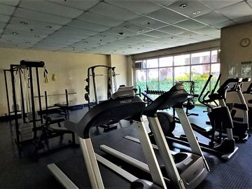 FOR SALE: Fully furnished 2BR CONDO AT ELIZABETH PLACE CONDOMINIUM Makati