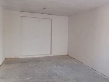 EXCELENTE OPORTUNIDAD DE INVERSIÓN  CASA EN REMODELACION. COL. ARBOLEDAS DE GUADALUPE