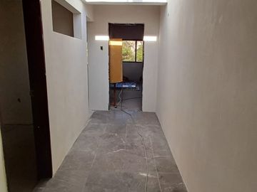 EXCELENTE OPORTUNIDAD DE INVERSIÓN  CASA EN REMODELACION. COL. ARBOLEDAS DE GUADALUPE
