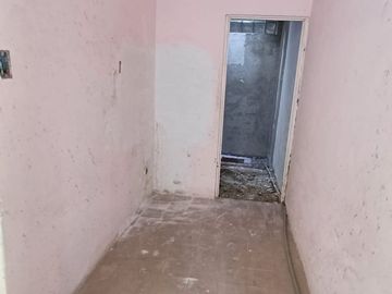EXCELENTE OPORTUNIDAD DE INVERSIÓN  CASA EN REMODELACION. COL. ARBOLEDAS DE GUADALUPE