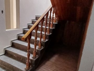 EXCELENTE OPORTUNIDAD DE INVERSIÓN  CASA EN REMODELACION. COL. ARBOLEDAS DE GUADALUPE