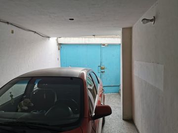 CASA A PRECIO DE TERRENO EN URB. MANGOMARCA SJL