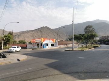 CASA A PRECIO DE TERRENO EN URB. MANGOMARCA SJL